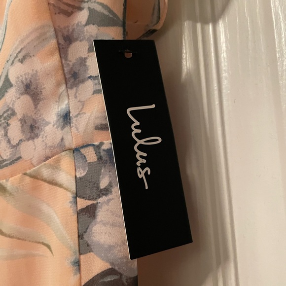 Lulu’s summer dress. Size small - Picture 6 of 6